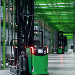 CDON väljer Bring och Shelfless för att hantera sin e-handelslogistik. Foto: Bring