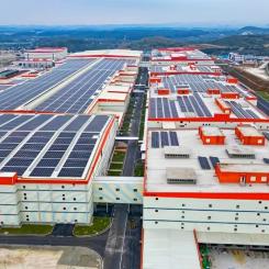 CATL:s batterifabrik i China. Samarbetet mellan Volkswagen och CATL syftar inte bara till att utveckla och producera batterier. Det omfattar även områden som återvinning, batteribytesystem och transparens i leveranskedjan för råvaror. Foto: CATL