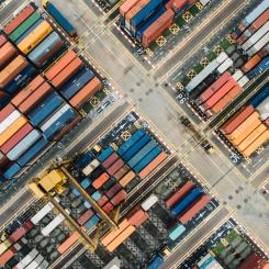 Hållbarhet viktigt för att attrahera och behålla personal inom transport och logistik Foto: chuttersnap/unsplash