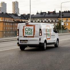 CityMail har 1 500 fordon, vilket betyder att en elektrifiering på 50 procent skulle kräva 750 elfordon. Pressbild: Citymail