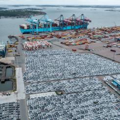 Bygget av den nya transformatorstationen är en nyckelåtgärd för att bil- och containerterminalernas kajer ska kunna erbjuda elanslutning till fartyg före år 2030. Bild: Göteborgs Hamn.
