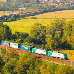 Godståg på väg genom Frankrike. Foto: Fret SNCF, kredit: Xavier Bonnaventura