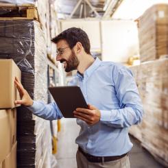 Sellercloud kompletterar Descartes e-handelsinvesteringar i XPS, ShipRush, pixi och Peoplevox, säger  säger Edward J. Ryan Foto: Adobe Stock