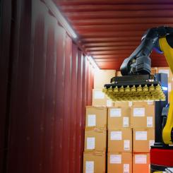 Boston Dynamics och DHL har med Stretch-roboten utformat en praktisk och effektiv lösning för lagerrobotik, som är den första mångsidiga kartongplockningsrobot som kan möta DHL:s olika behov.
Foto: DHL