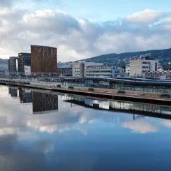 Det nya dubbelspåret gör det möjligt att köra tåg i högre hastighet och möjliggör tätare avgångar. Med sex nya spår på Drammen station kan trafiken hanteras mer flexibelt och punktligheten förbättras. Foto: Bane NOR