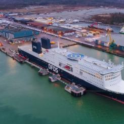 Aura Seaways i Karlshamns hamn.
