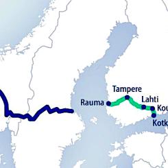 För närvarande går Europaväg 16, dvs. E16, från Nordirland via Skottland och Norge till Gävle i Sverige. Finland har för avsikt att föreslå att vägen ska förlängas till Finland. I Finland skulle väg E16 bestå av riksväg 12 mellan Raumo och Kouvola och riksväg 15 mellan Kouvola och Mussalö i Kotka. I Tammerfors skulle E16 bildas av ringvägen. Finlands andel av väg E16 skulle vara cirka 400 kilometer. I och med ändringarna skulle vägarna utöver den egna nationella numreringen anges med en ny E16-numrering. Karta: Finlands Kommunikationsministerium