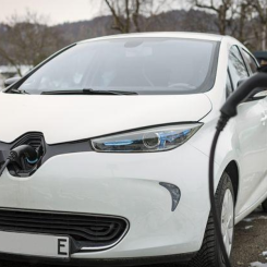 Regeringen inrättar en elektrifieringskommission som ska identifiera åtgärder som kan öka takten i elektrifieringen på transportområdet. Arkivbild