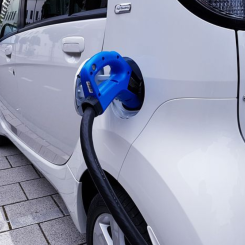 Antalet elbilar fler än bensin- och dieselbilarna tillsammans. Arkivnild