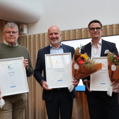 Fr vänster. Lards Reinholdtsson vd LBC Frakt, Erik Alfredsson vd, Alfredssons Transport samt Johan Porsman Anbuds- & hållbarhetsansvarig, Taxi Stockholm. Foto: Transportföretagen
