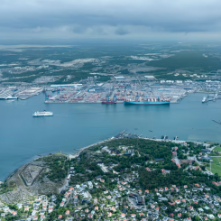 Sverige har presenterat tre åtaganden för att stimulera övergången till grön sjöfart som alla involverar Göteborgs hamn. Bild: Göteborgs Hamn