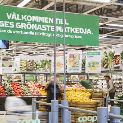 Avvecklingen av centrallagret för e-handel i Kungens kurva pågår och förväntas vara avslutad i februari. Foto: Coop