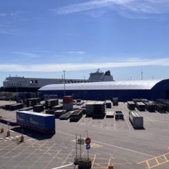Väderskydd och snabbare sjötransporter driver upp kapaciteten på Göteborgs RoRo-terminal Foto: Göteborgs hamn
