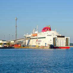 Färjan Gotland i Visby hamn Foto: ArildV/Wikimedia ommons/https://commons.wikimedia.org/wiki/File:Gotland_Visby_habour_July_2025_01.jpg