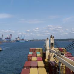 Fartyg anlöper Göteborgs hamn Foto: Sjöfartsverket