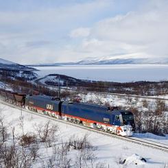Malmtåg nära Torneträsk. Foto: Wikimedia Commons