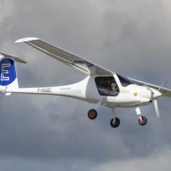 Flyger in i framtiden - KLM testar elektriska flygningar. Foto: KLM