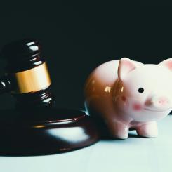 Under 2025 gick över 10 000 aktiebolag i konkurs. Hårdast drabbade blev åkerier, detaljhandeln och bilhandlare. Foto: Sasun Bughdaryan/Unsplash