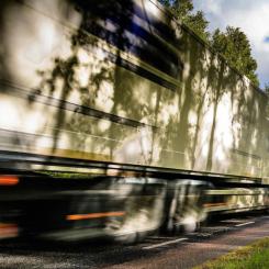eTrailerns körstyrsystem fungerar oberoende, inget gränssnitt med dragfordonet krävs. Foto: DB Schenker