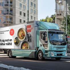 Menigo investerar för framtiden och köper in 10 eldrivna lastbilar. Foto: Menigo