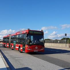Nobinas buss 2489 på Gullmarsplan i Stockholm. Foto: Wikipedia Commons