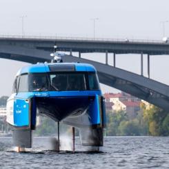 I vår fortsätter Nova köra i direktlinje mellan Klara Mälarstrand i City och Tappström på Ekerö. Foto: SL