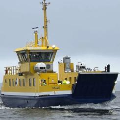 Det nästan 30 meter långa Innamo trafikerar mellan Nagus kyrkby, ön Innamo, Ahvensaari och flera andra öar. FOTO: HL Metal
