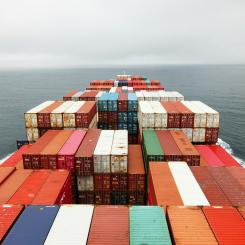 Det totala antalet fartyg i den svenskregistrerade handelsflottan på minst 100 brutto ökade marginellt i antal under 2025.  Foto: rinson chory / unsplash