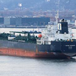 Oljefartyget Tanzanite anländer till New Yorks hamn. Symbolbild. Foto: Wikipedia Common Lic. Kredit: Paul Harrison