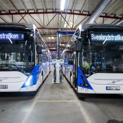 Samtliga 17 elbussar i Västerås är nu redo för trafik. Fotograf: Jonas Bilberg