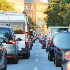 Sänkt reduktionsplikt gör det svårare att nå trafikens klimatmål anser ivl. Foto: ivl