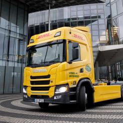 En gemensamt utvecklad Extended Range Electric Vehicle (EREV) testas av Post & Parcel i Tyskland från och med februari 2025 för transporter mellan Berlin och Hamburg Foto: Scania