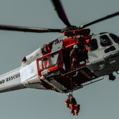 Nu stärker Sjöfartsverket räddningsförmågan till sjöss genom att öppna upp en sjätte helikopterbas. Foto: Julia Last