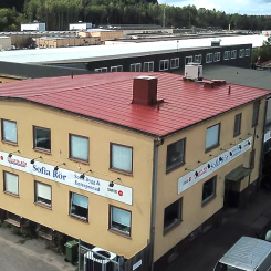 Fastigheten Blixtljuset 15 i Högdalens industriområde är ett av objekten som JSR  nu säljer. Foto: JSR