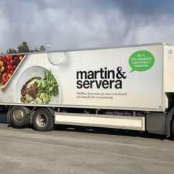 Med de fordon som nu beställts består halva Martin & Serveras fordonsflotta av lastbilar som drivs med fossilfria drivmedel. Foto: Martin & Servera
