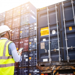 Efter årsskiftet gäller nya regler för tullhanteringen. Foto: Descartes