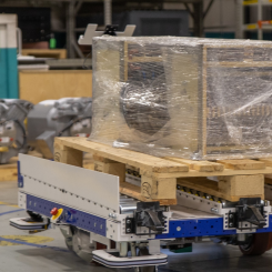 L'Oréal beställer FlexQubes robotvagnar. Foto: FlexQube