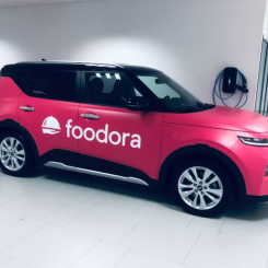 Jollyroom ansluter sig till Foodoras plattform. Foto: Foodora