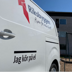 En av Riksbyggens nya transportbilar. Foto: Riksbyggen