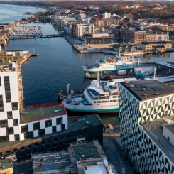 Tecknar milstolpe för logistiksektorns hållbarhetsarbete i Helsingborg. Foto: Helsingborgs stad