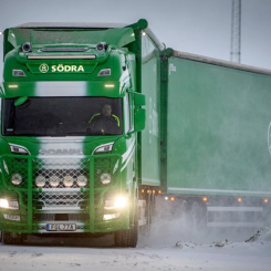 Södra kommer kunna bli självförsörjande på fossilfri el för sina transporter. Foto: Södra