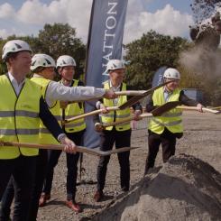 Första spadtaget för Panattoni Park Mölnlycke. Pressbild: Panattoni Sweden