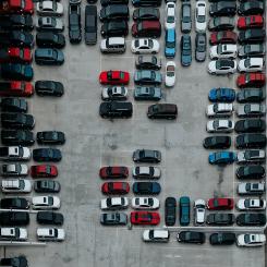Mobility Swedens registreringstatistik visar en stark ökning av lätta fordon i september. Foto: ivana cajina/unsplash