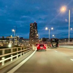 Samarbeten mellan stat, industri och akademi, liksom utvecklingen av säkrare fordon och effektiv trafikövervakning från Polismyndigheten, är centrala element i arbetet för att minska olyckorna, anser Trafikverket. Foto: Stina Wickenberg