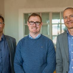 Från vänster: Jonas Weiss Sandström, VD Idha Sweden, David Norman CTO Idha Sweden, samt Björn Ekström, koncernchef Progrits. Foto: Arvid Hallin