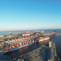 Port of Long Beach på USA:s västkust. Foto: Logan Voss/Unsplash