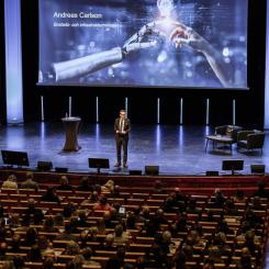 Infrastruktur- och bostadsminister Andreas Carlson. Foto: VTI