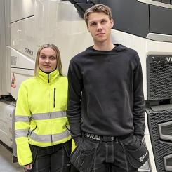 Emilia Mattsson och Linus Widén pluggar till drömyrket på Uppsala yrkesgymnasium, Jälla. Foto: Casimir Reuterskiöld.