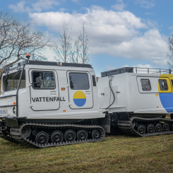 Efter genomförda provkörningar kommer det att genomföras en utvärdering av den elektriska bandvagnen. Därefter vidtar fortsatt utveckling och förbättring av fordonet. Foto: Vattenfall