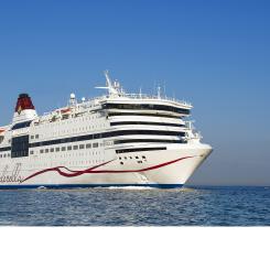 Viking Cinderella byter till finsk flagg. Foto: Viking Line